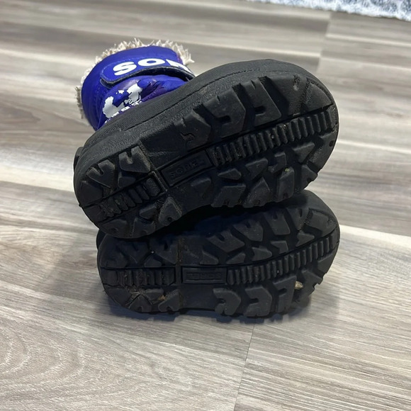 Sorel purple winter boots size 6 - Picture 9 of 10